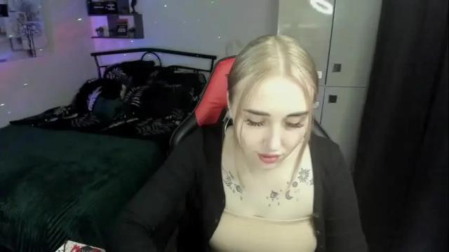 Image 10 of linatruly Stream on Chaturbate on 1 month ago