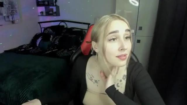Image 4 of linatruly Stream on Chaturbate on 1 month ago