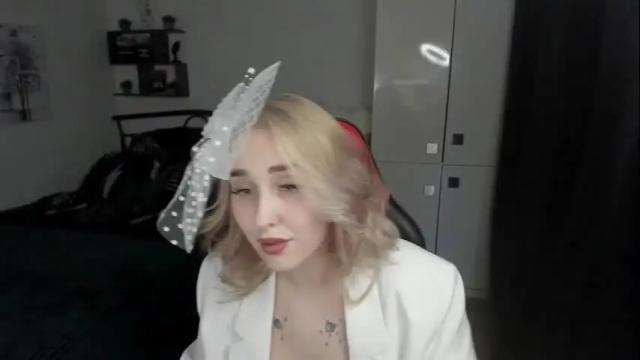 Image 8 of linatruly Stream on Chaturbate on 1 month ago
