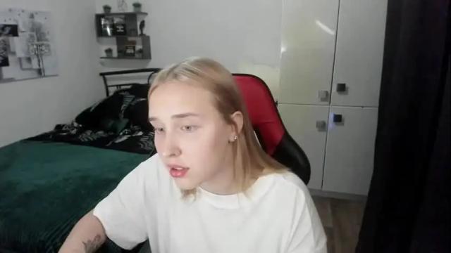 Image 3 of linatruly Stream on Chaturbate on 11 days ago