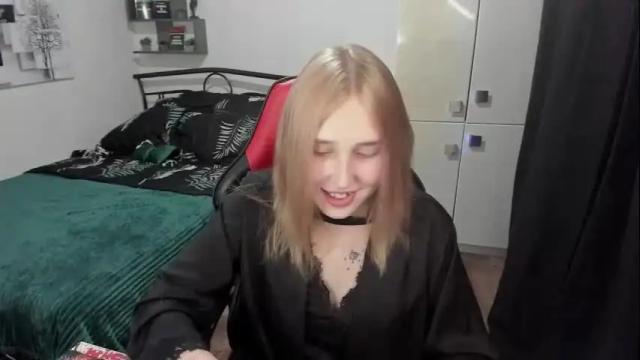 Image 4 of linatruly Stream on Chaturbate on 5 days ago