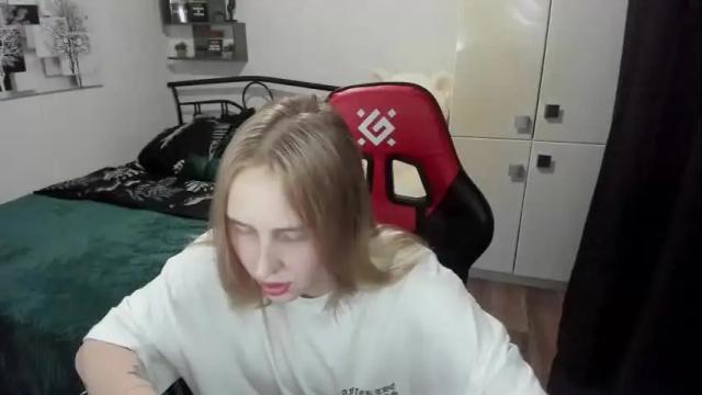Image 4 of linatruly Stream on Chaturbate on 1 month ago