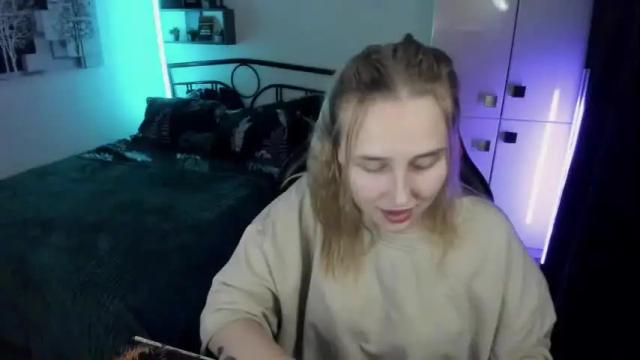 Image 2 of linatruly Stream on Chaturbate on 26 days ago