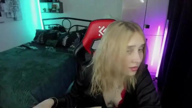 Image 4 of linatruly Stream on Chaturbate on 24 days ago