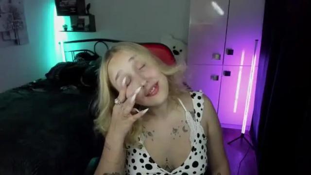 Image 7 of linatruly Stream on Chaturbate on 16 days ago