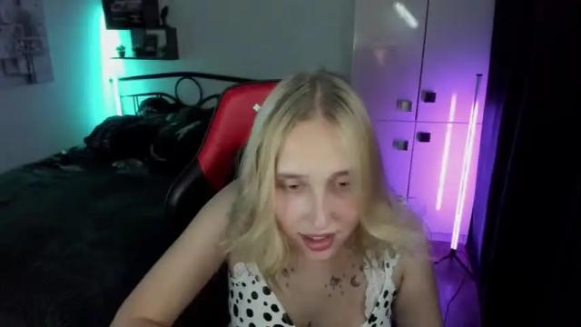 Image 8 of linatruly Stream on Chaturbate on 16 days ago