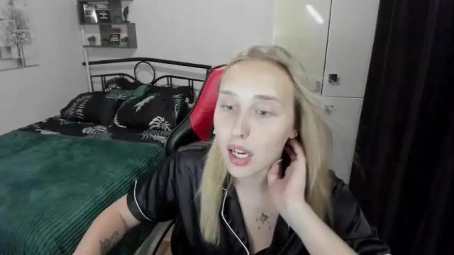Image 2 of linatruly Stream on Chaturbate on 6 days ago