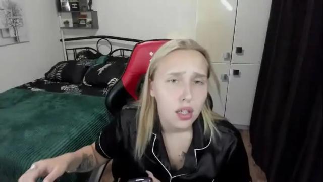 Image 8 of linatruly Stream on Chaturbate on 6 days ago