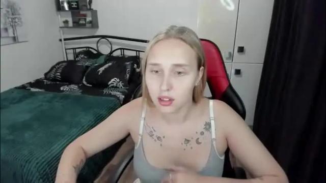 Image 3 of linatruly Stream on Chaturbate on 1 month ago