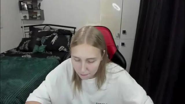Image 3 of linatruly Stream on Chaturbate on 20 days ago