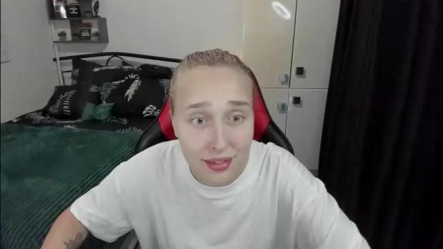 Image 4 of linatruly Stream on Chaturbate on 18 days ago