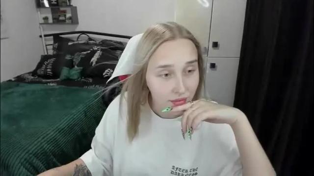 Image 2 of linatruly Stream on Chaturbate on 13 days ago