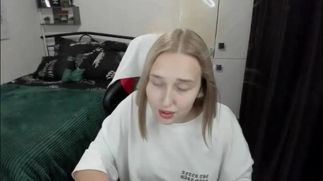 Image 6 of linatruly Stream on Chaturbate on 13 days ago