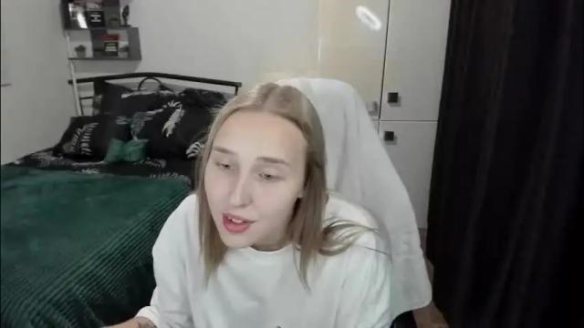 Image 8 of linatruly Stream on Chaturbate on 13 days ago