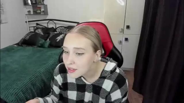 Image 11 of linatruly Stream on Chaturbate on 4 days ago