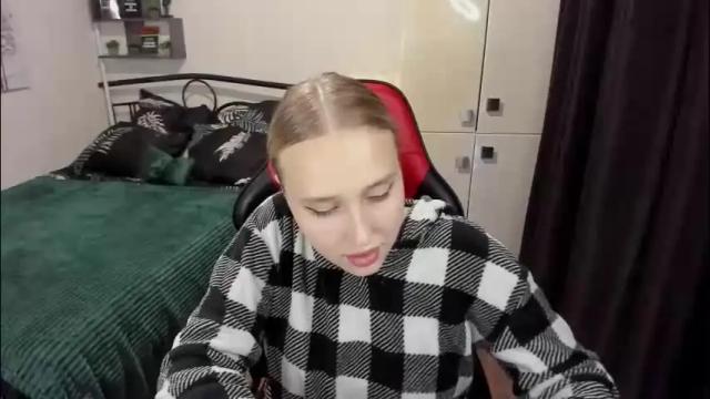 Image 6 of linatruly Stream on Chaturbate on 4 days ago
