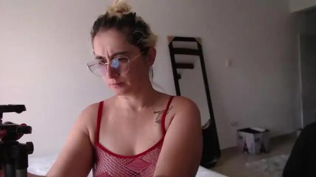 Image 2 of lincebdsm Stream on Chaturbate on 17 months ago