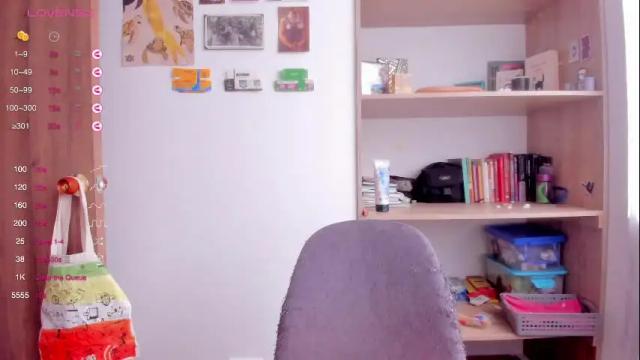 Image 2 of linda_giggle Stream on Chaturbate on 24 days ago