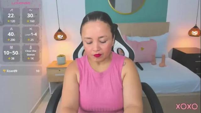 Image 4 of linda_rios_ Stream on Chaturbate on 26 days ago