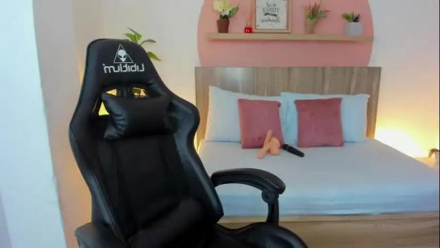 Image 10 of linda_rios_ Stream on Chaturbate on 24 days ago
