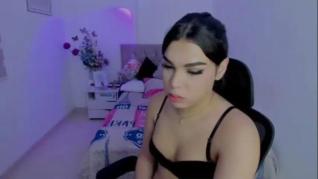 Image 3 of linda_zaam8386 Stream on Chaturbate on 3 months ago