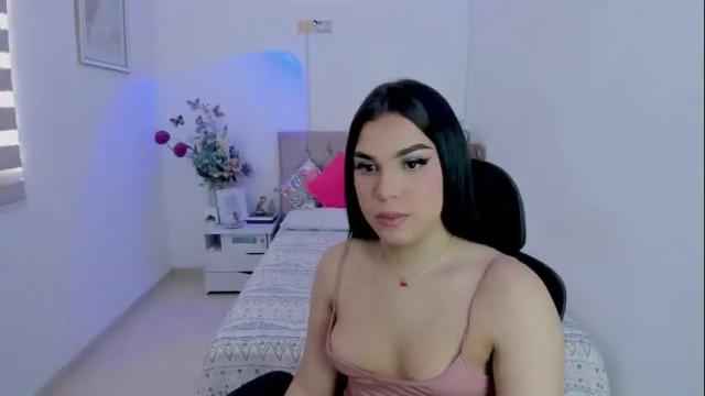 Image 6 of linda_zaam8386 Stream on Chaturbate on 29 days ago