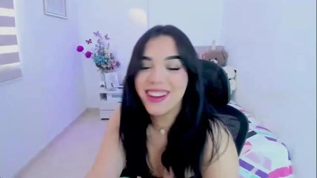 Image 10 of linda_zaam8386 Stream on Chaturbate on 8 days ago