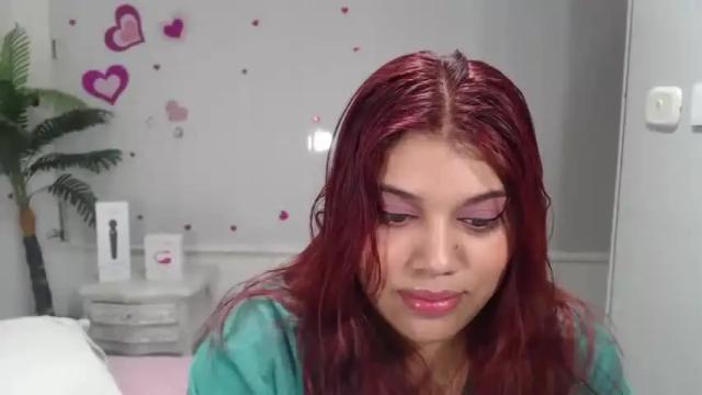 Image 12 of lindabreexlove Stream on Chaturbate on 12 months ago