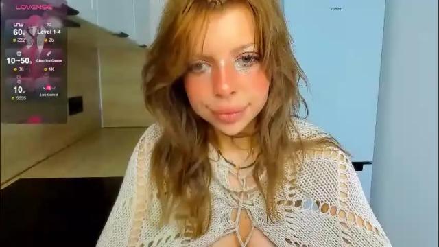 Image 6 of lindacrystalofc Stream on Chaturbate on 2 months ago