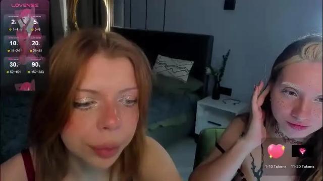 Image 8 of lindacrystalofc Stream on Chaturbate on 15 days ago