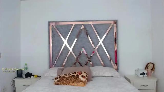 Image 3 of lindagoldsex Stream on Chaturbate on 2 months ago