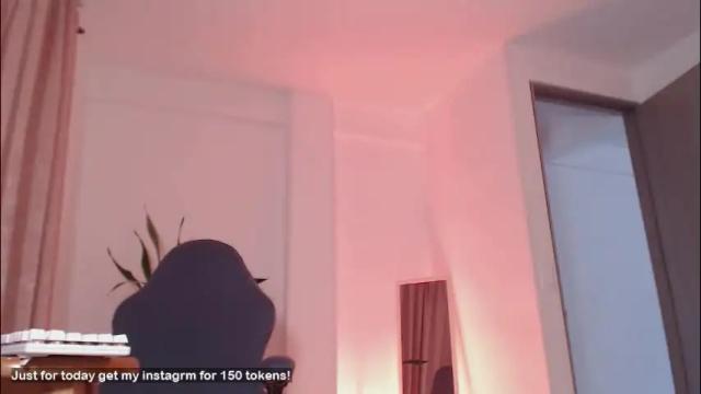 Image 8 of lindajoinx Stream on Chaturbate on 2 months ago