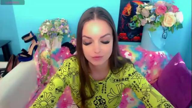 Image 4 of lindaliiii Stream on Chaturbate on 1 month ago