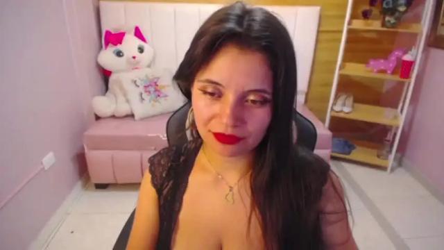 Image 8 of lindaliz_a Stream on Chaturbate on 13 months ago