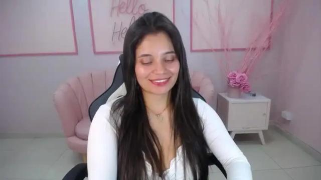 Image 10 of lindaliz_a Stream on Chaturbate on 21 months ago