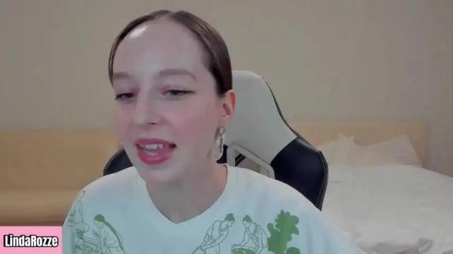 Image 7 of lindaroze Stream on Chaturbate on 13 months ago