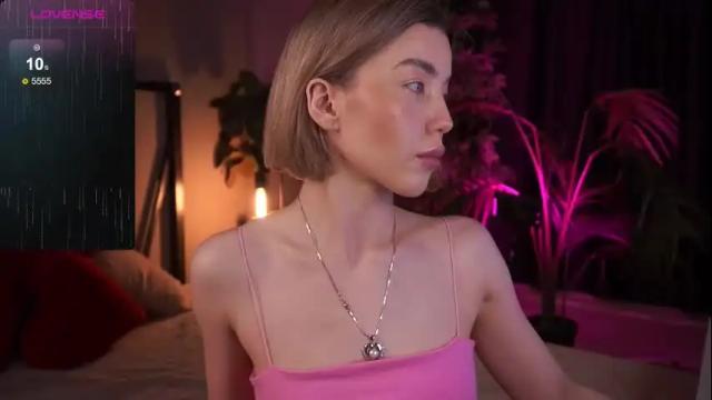 Image 12 of lindathacker Stream on Chaturbate on 1 month ago