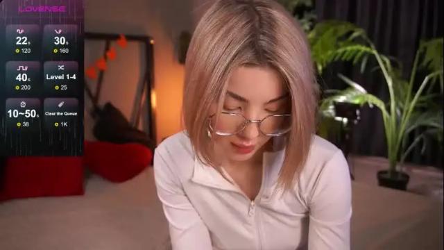 Image 11 of lindathacker Stream on Chaturbate on 23 days ago