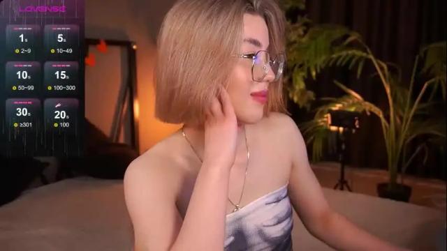 Image 3 of lindathacker Stream on Chaturbate on 22 days ago