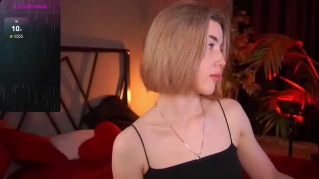 Image 7 of lindathacker Stream on Chaturbate on 8 days ago