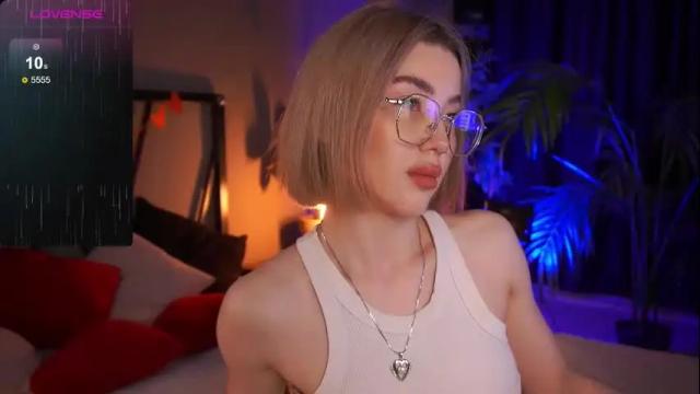 Image 8 of lindathacker Stream on Chaturbate on 4 days ago