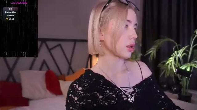 Image 6 of lindathacker Stream on Chaturbate on 5 days ago