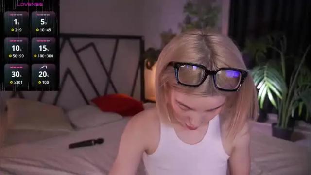 Image 7 of lindathacker Stream on Chaturbate on 1 month ago