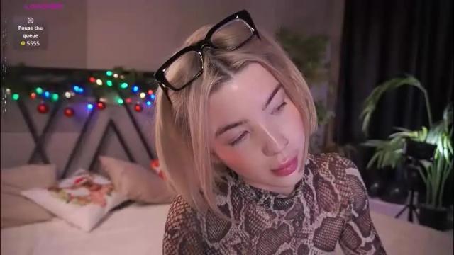 Image 2 of lindathacker Stream on Chaturbate on 21 days ago