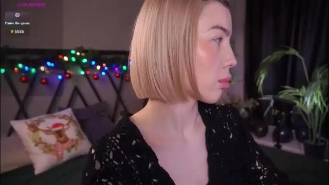 Image 4 of lindathacker Stream on Chaturbate on 16 days ago