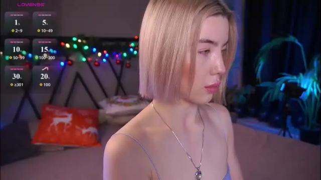 Image 3 of lindathacker Stream on Chaturbate on 15 days ago