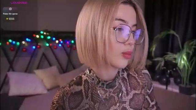 Image 11 of lindathacker Stream on Chaturbate on 11 days ago