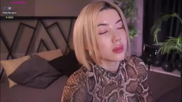 Image 3 of lindathacker Stream on Chaturbate on 4 days ago