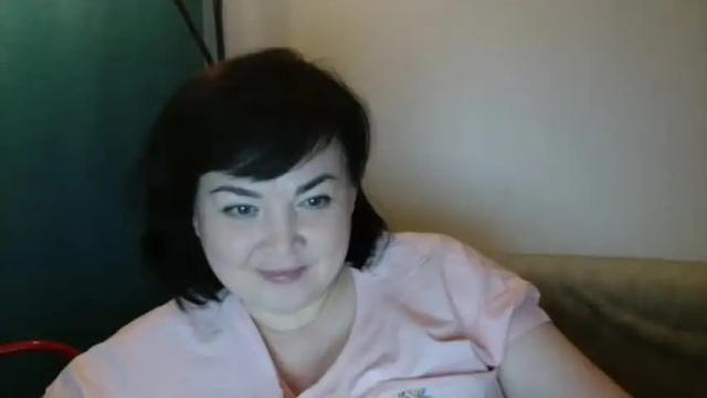 Image 3 of lindawestx Stream on Chaturbate on 12 months ago