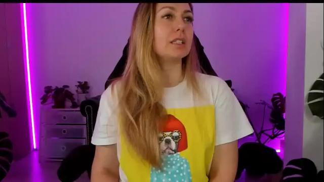Thumbnail 1, lindawhite_'s Stream at Chaturbate, 1 month ago